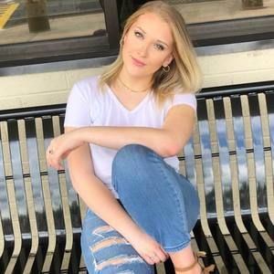 Meet your Posher, Hannah